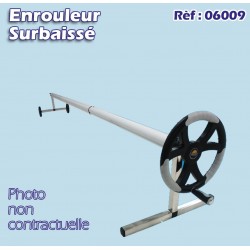 Enrouleur de couverture à bulles isothermique surbaissé de LUXE